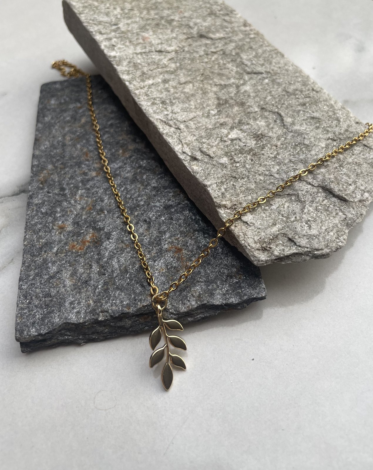 leaf necklace